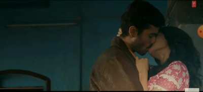 Nushrat bharucha hottest kiss🤤🤤🤤💦💦
