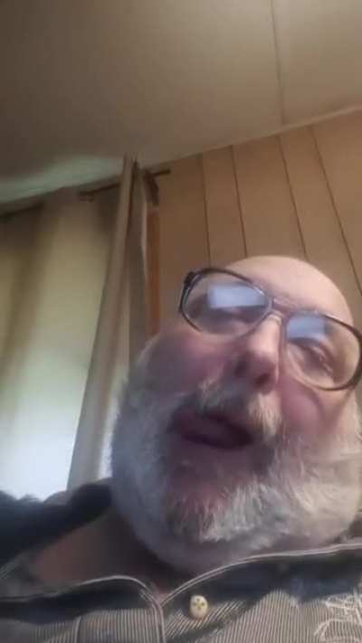 Which is worse the original video or the stitch? I don&rsquo;t know