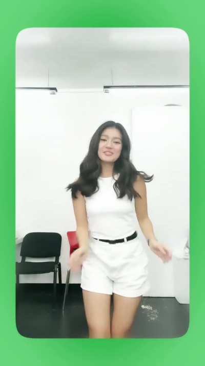 Belle Mariano