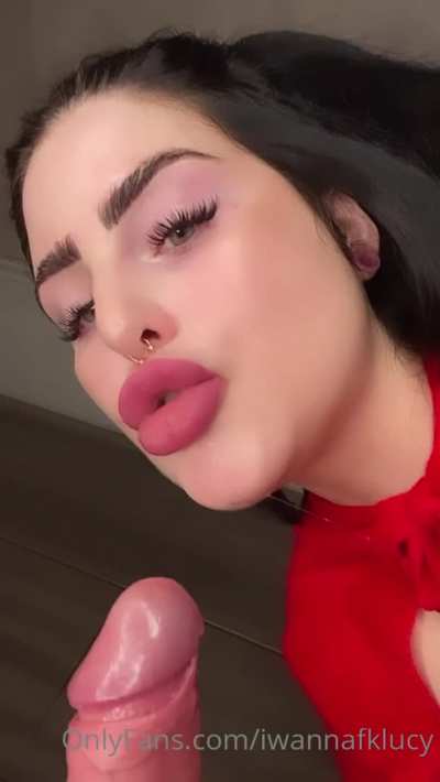 Brunette suck