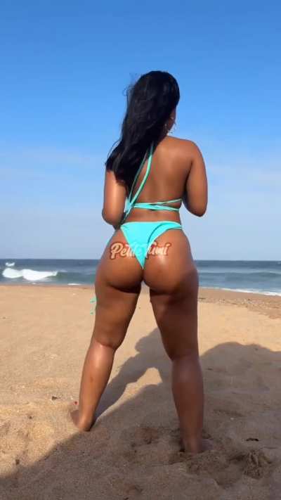 Tumi