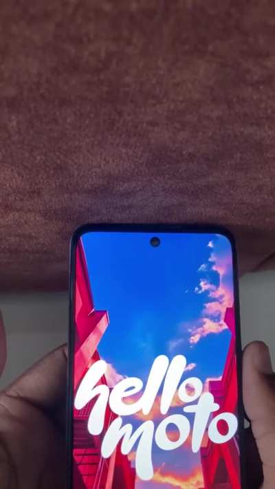 So this happened to my phone and I have no idea what's wrong, the phone repair guy said it's the ram which needs to be replaced - moto g54 power