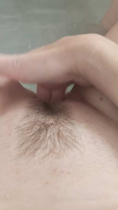 C(o)uldn't help but fu(c)k myself in the bath