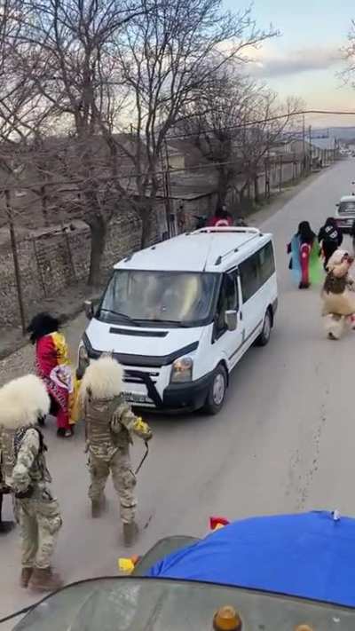 Can someone explain what&rsquo;s going on in the video? Looks hilarious 😂 Saw some similar videos and seems related to Azerbaijan