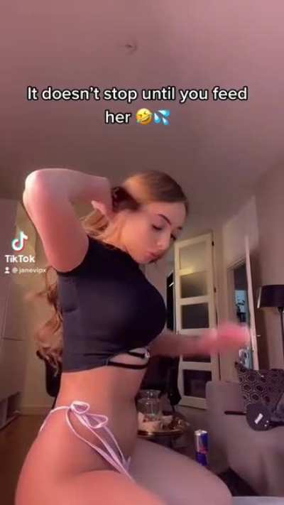 Can you feed her ?