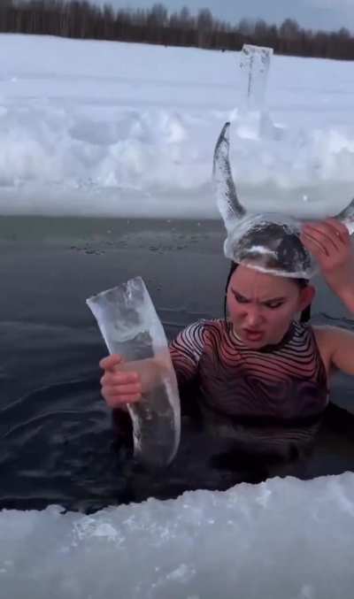Sk&aring;l!