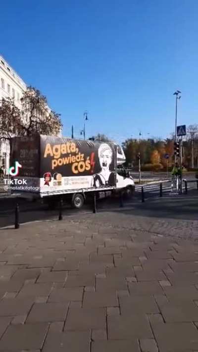 Nowa ciężar&oacute;wka w Warszawie