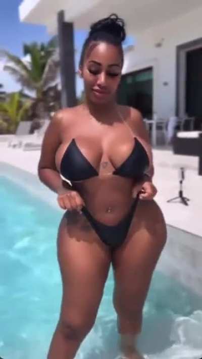 😍