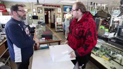 Man cusses out Pawn Shop Owner