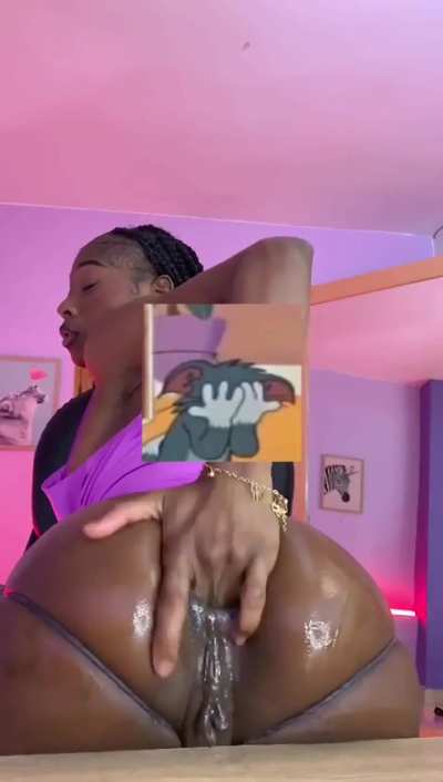 Yall want more??