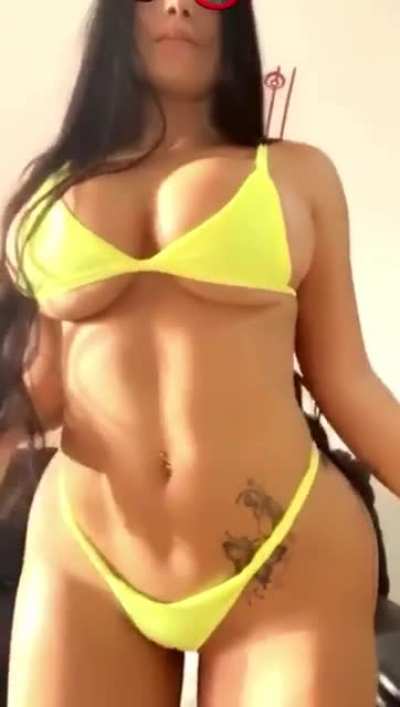 La hermosa venezolana 🍑(andreitax_garcia)🍑