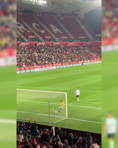 In legends match, Ronaldinho proving even at 45, he's still absolutely got it!! 🔥