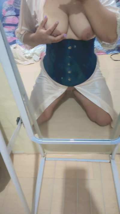 33 pinay milf