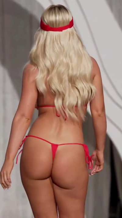 Shayna holt