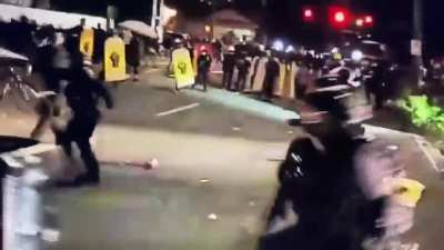 Lastnight "anti"fa fight with police in Portland