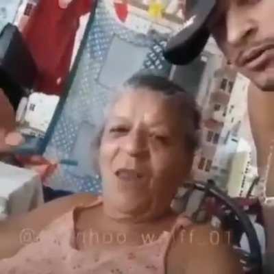 Bom dia fam&iacute;lia que escorrega o prime.