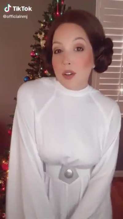 Leia Letting Loose 🤗
