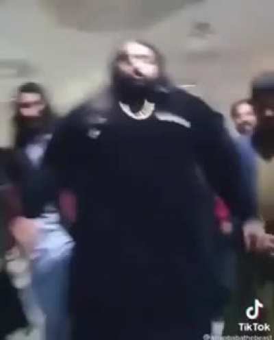 The B&oslash;&uuml;ld&ecirc;r. Protector of his sacred servants.