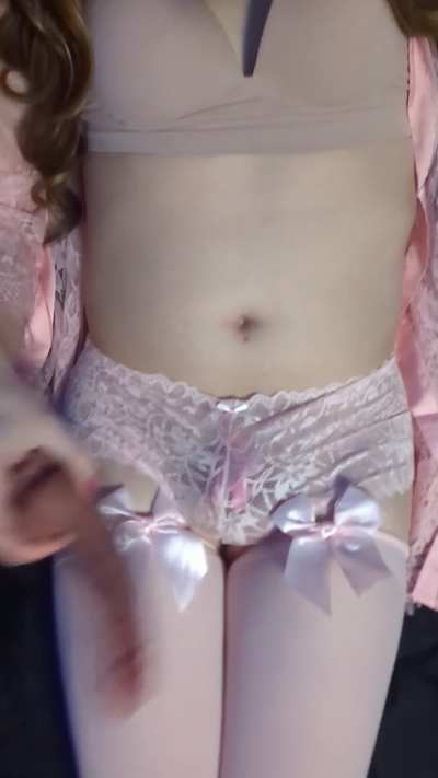 Why is this starting to turn me on...