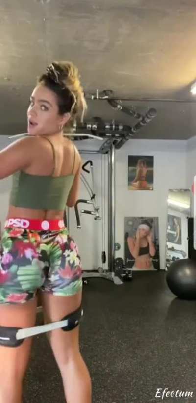 Slo mo boob