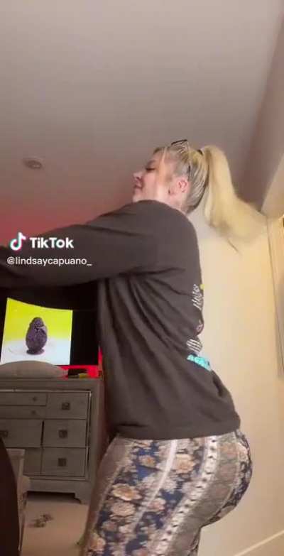Lindsaycapuano_