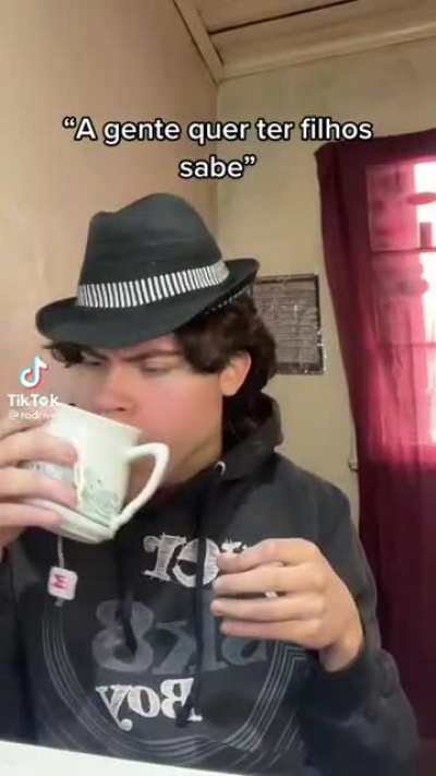 Atos sus