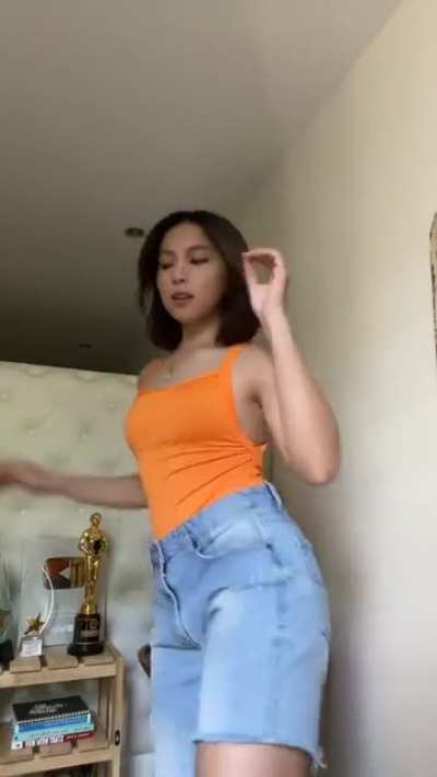 Kyline Alcantara