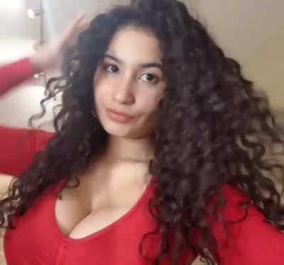 Miss juicy tits