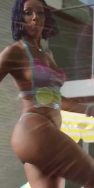 Doja's Big Ass Jiggling in the Best Friend video (Slowed and Cropped)