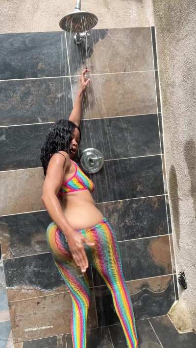 Can you put your face in it while I twerk ? 