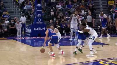 [Highlight] Steph Curry with the tough three over Dillon Brooks!