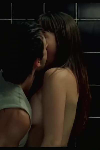Ana De Armas ( &bull; ) ( &bull; ) Suck 🥵🥵