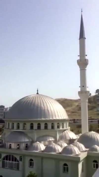 İzmirli Kom&uuml;nist M&uuml;sl&uuml;manlar