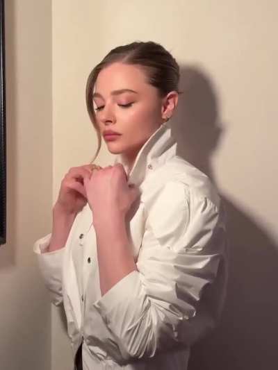 Chloe&rsquo;s look for the Today Show IG 12/1/2025
