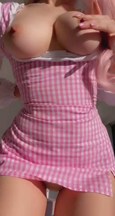 I love how this dress looks on my body