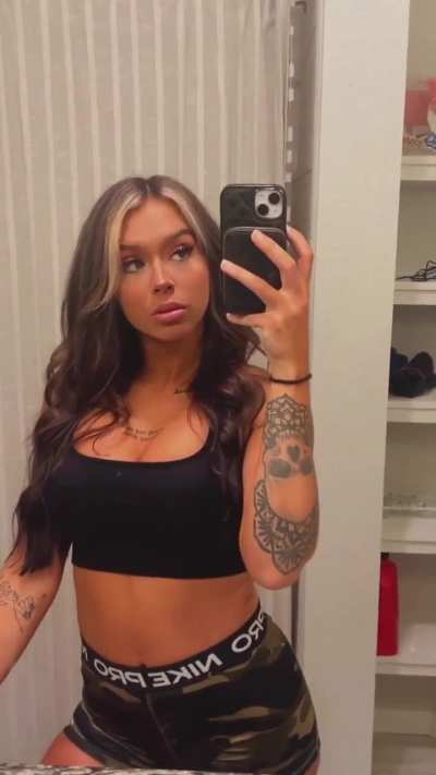 Cora Jade 