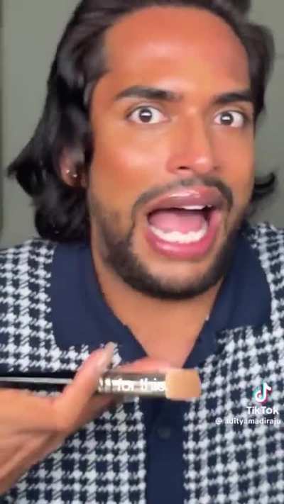 i&rsquo;m so tired of influencers screaming as a hook to make you watch their videos