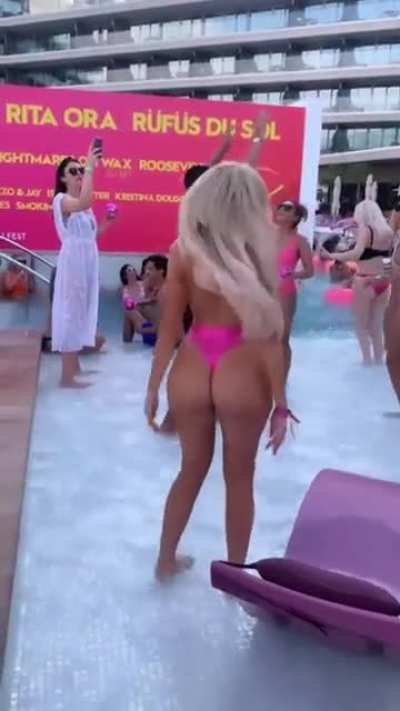 ass