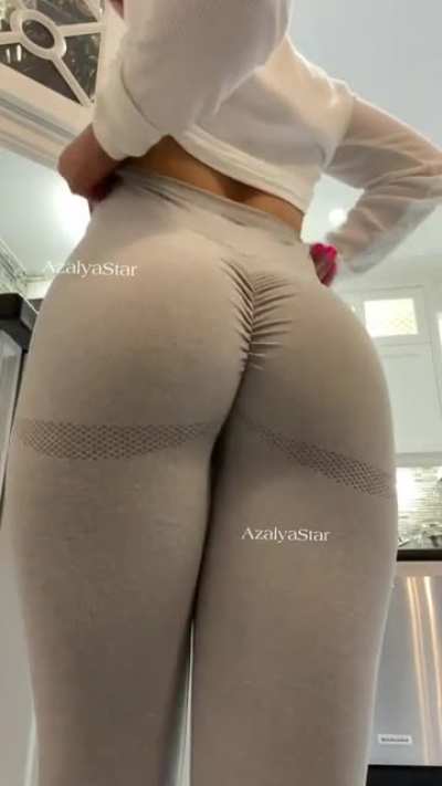 I never wear panties to the gym.. ;)