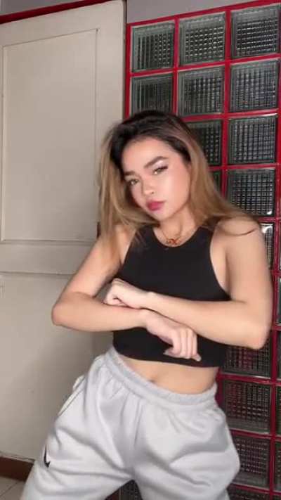 Xyriel Manabat