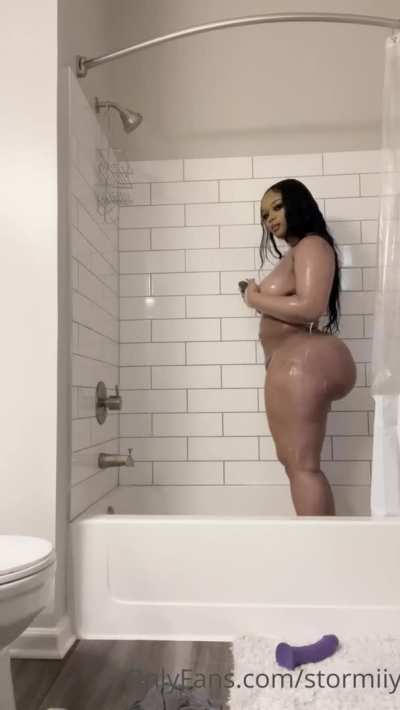 SHOWER TIME