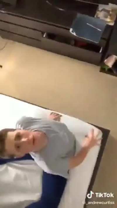 🤸🏻&zwj;♂️