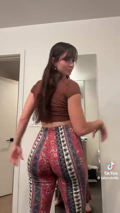 Jiggly 