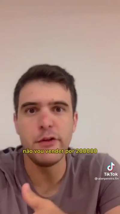 Vi esse v&iacute;deo e achei interessante o ponto do cara. Oq vcs acham?