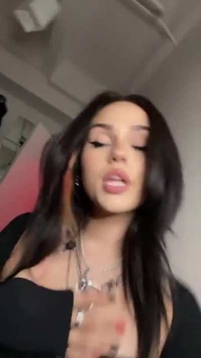 Hottest woman alive.