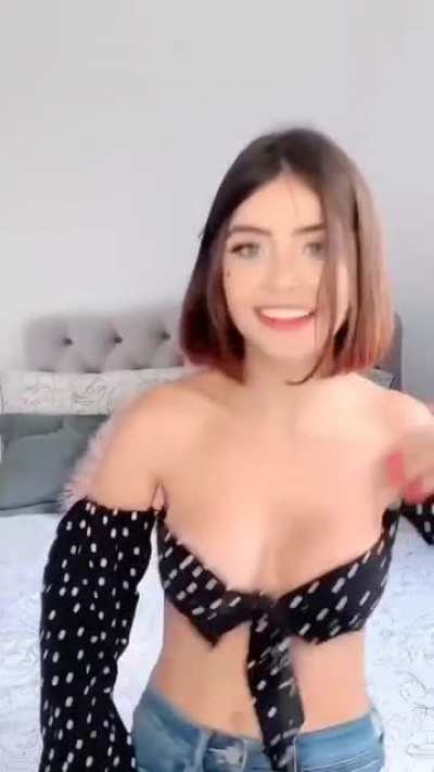 Vee Castro