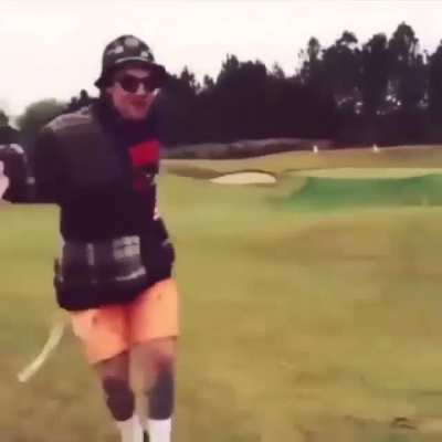 happy friday 🤸🏾&zwj;♀️