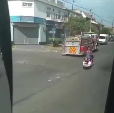 spiderman moto