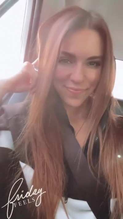she's so pretty