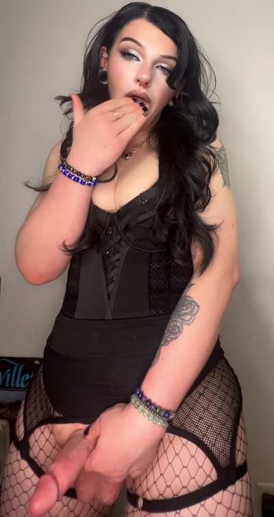 Could you come clean the cum off of mommy&rsquo;s balls for me?